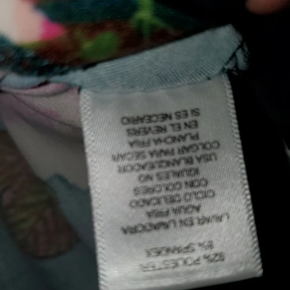 Top - Picture 5 of 6